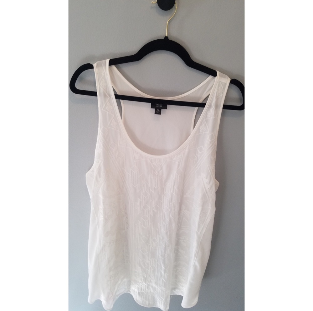 XL Mossimo white embroidered top